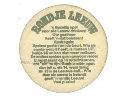 leeuw bier vilt B1 achter grijs